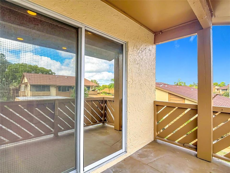 For Sale: $115,000 (2 beds, 2 baths, 1144 Square Feet)