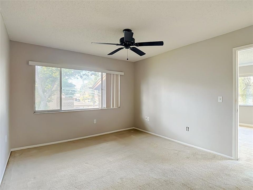 For Sale: $115,000 (2 beds, 2 baths, 1144 Square Feet)