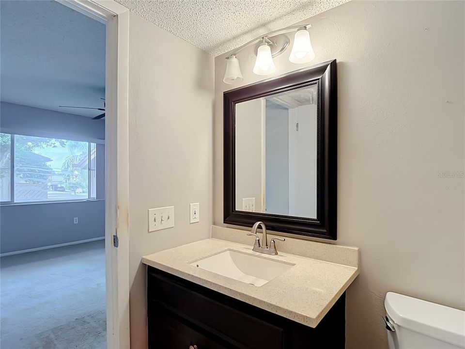 For Sale: $115,000 (2 beds, 2 baths, 1144 Square Feet)
