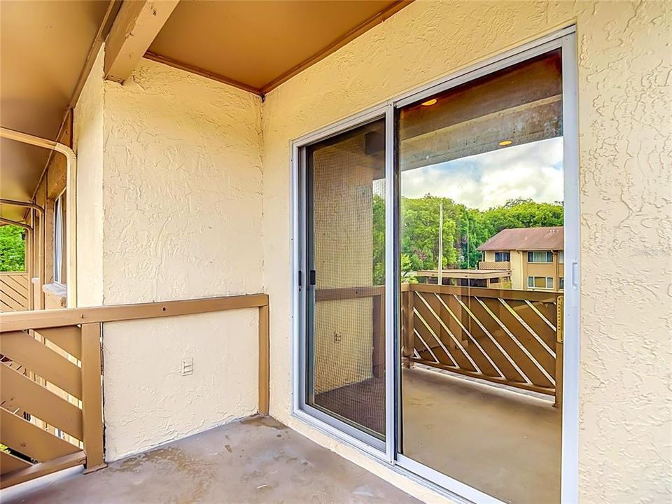 For Sale: $115,000 (2 beds, 2 baths, 1144 Square Feet)