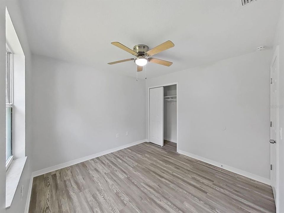 For Sale: $275,000 (3 beds, 2 baths, 1344 Square Feet)