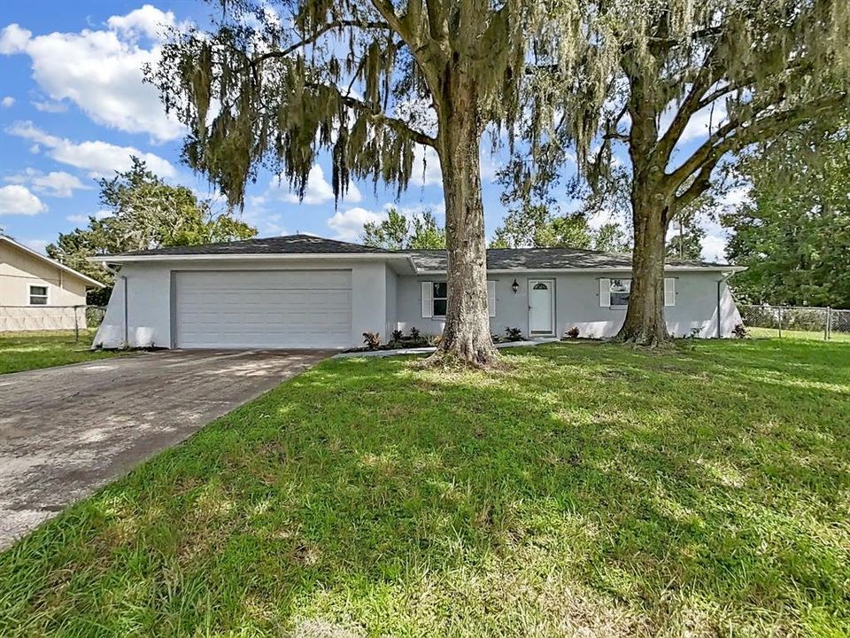 For Sale: $275,000 (3 beds, 2 baths, 1344 Square Feet)