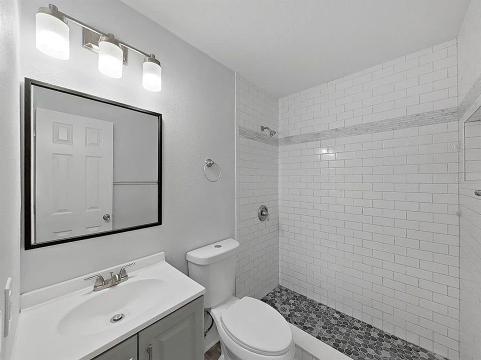 For Sale: $275,000 (3 beds, 2 baths, 1344 Square Feet)