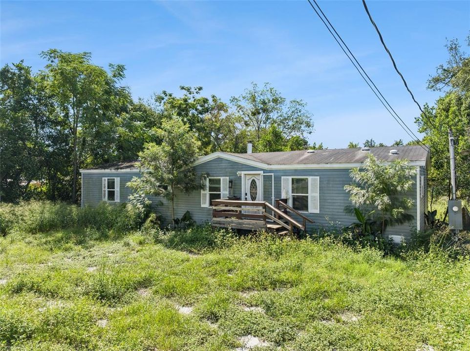 For Sale: $195,000 (3 beds, 3 baths, 1440 Square Feet)