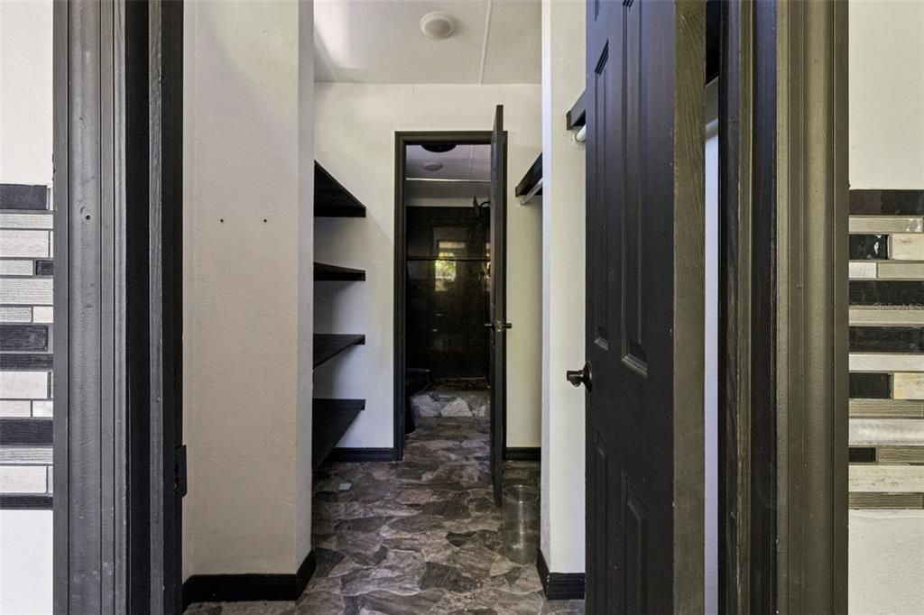 For Sale: $195,000 (3 beds, 3 baths, 1440 Square Feet)