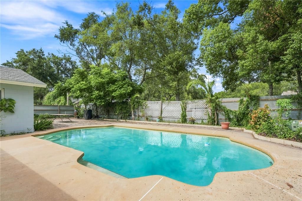 En Venta: $450,000 (4 camas, 2 baños, 2189 Pies cuadrados)
