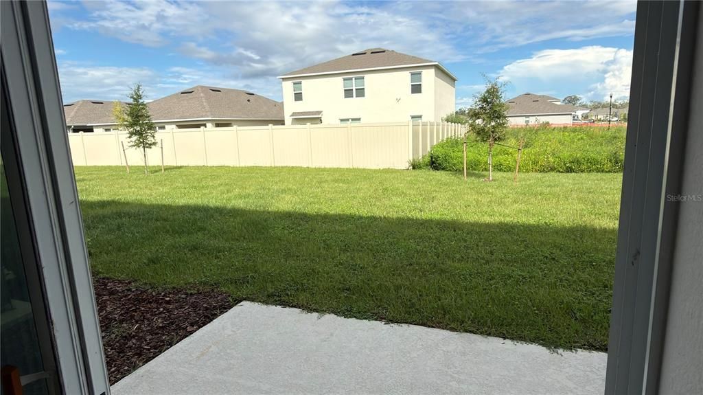 For Rent: $2,200 (3 beds, 2 baths, 1464 Square Feet)