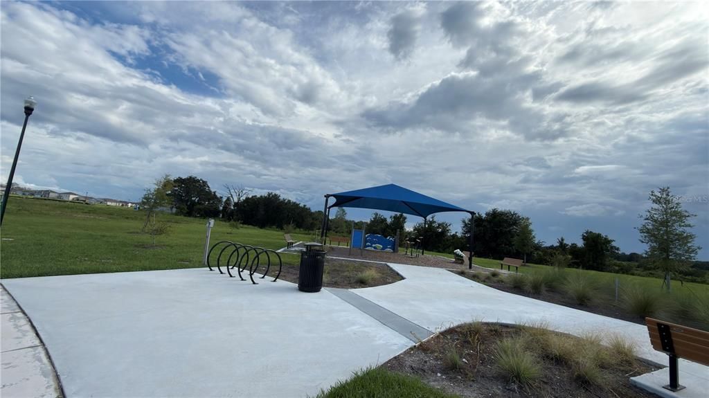 For Rent: $2,200 (3 beds, 2 baths, 1464 Square Feet)