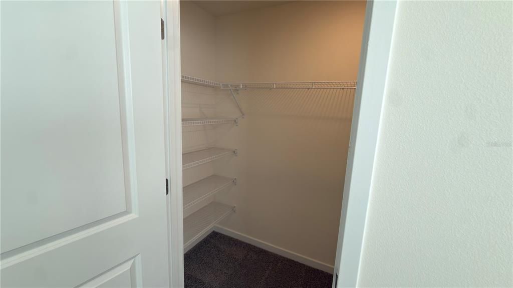 For Rent: $2,200 (3 beds, 2 baths, 1464 Square Feet)