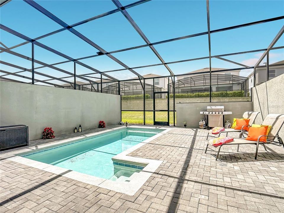 En Venta: $459,000 (5 camas, 4 baños, 2283 Pies cuadrados)