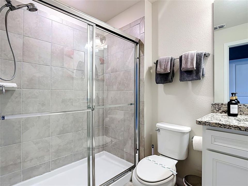 En Venta: $459,000 (5 camas, 4 baños, 2283 Pies cuadrados)