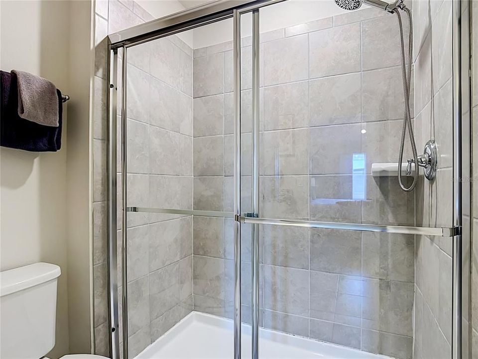 En Venta: $459,000 (5 camas, 4 baños, 2283 Pies cuadrados)
