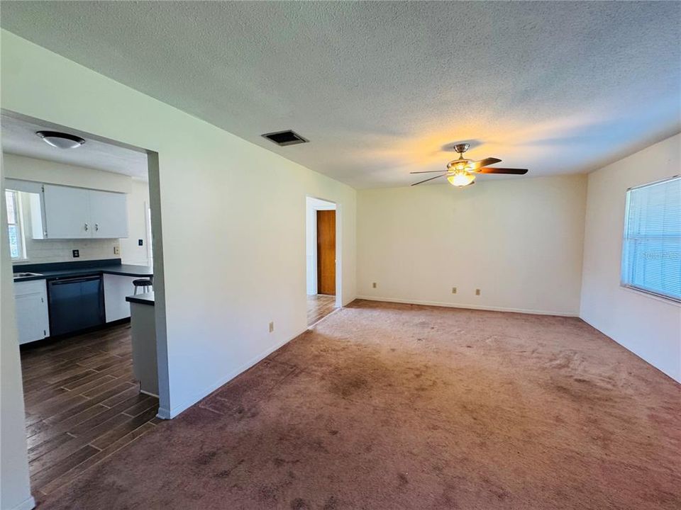 For Sale: $299,000 (3 beds, 2 baths, 1330 Square Feet)