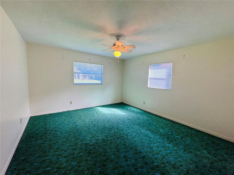 For Sale: $299,000 (3 beds, 2 baths, 1330 Square Feet)