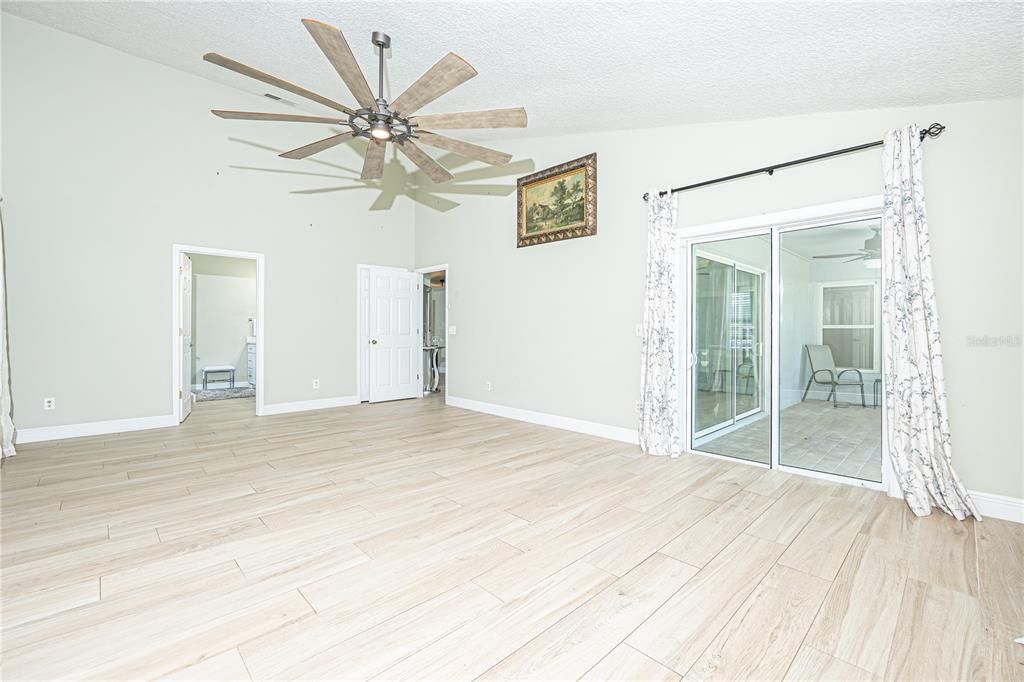For Sale: $525,000 (4 beds, 3 baths, 2361 Square Feet)