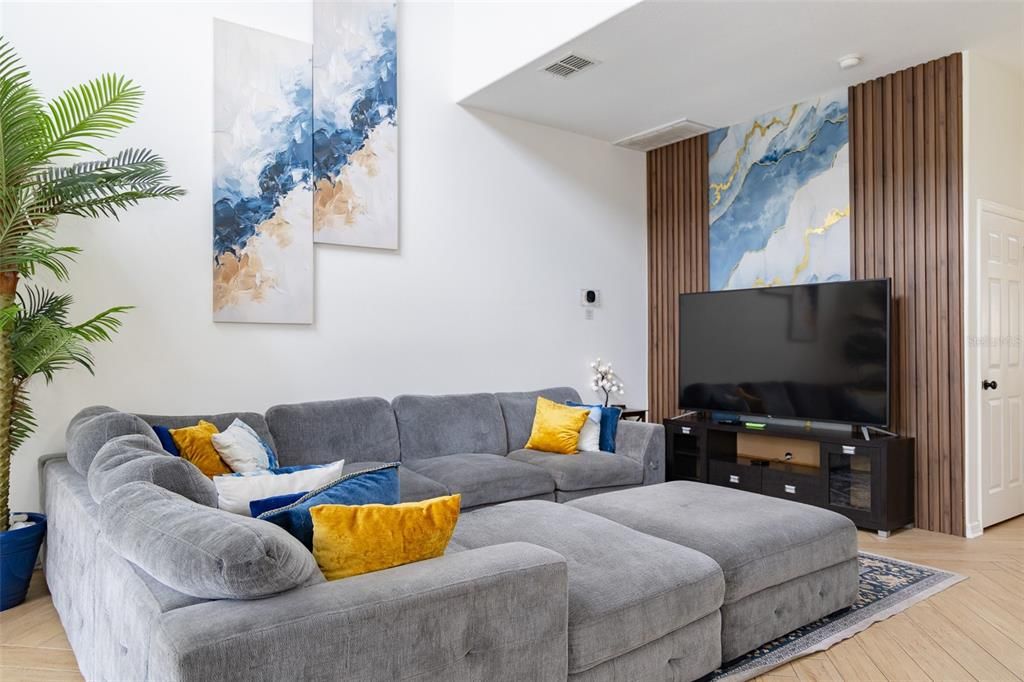 For Rent: $4,100 (7 beds, 4 baths, 3224 Square Feet)