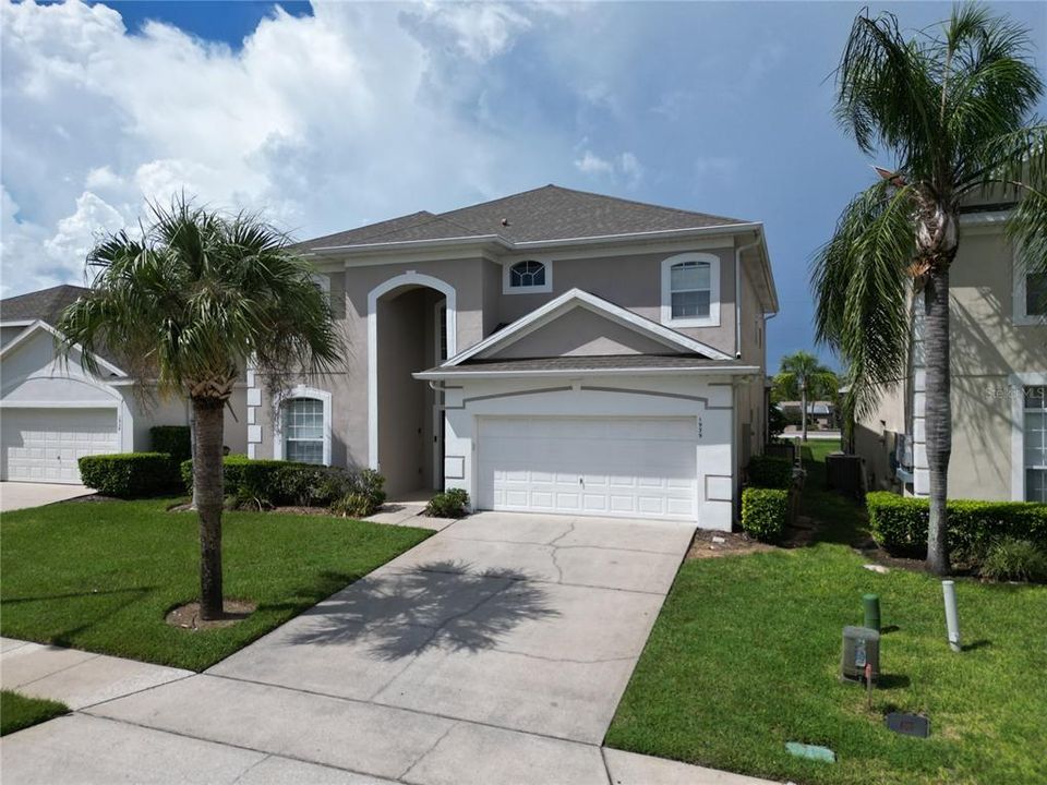 For Rent: $4,100 (7 beds, 4 baths, 3224 Square Feet)