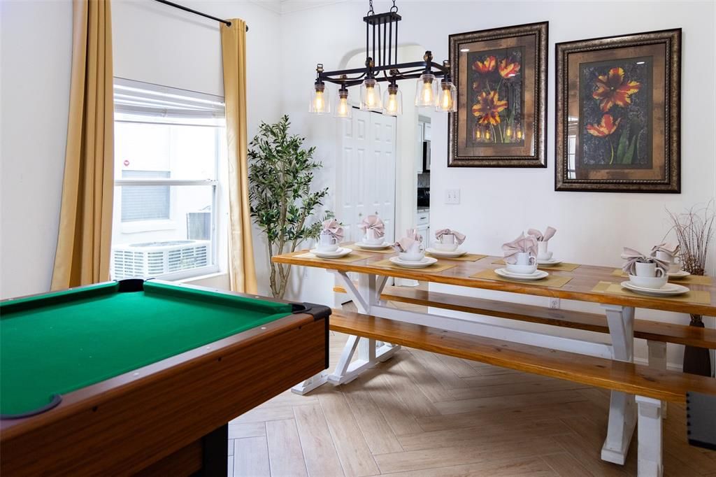 For Rent: $4,100 (7 beds, 4 baths, 3224 Square Feet)