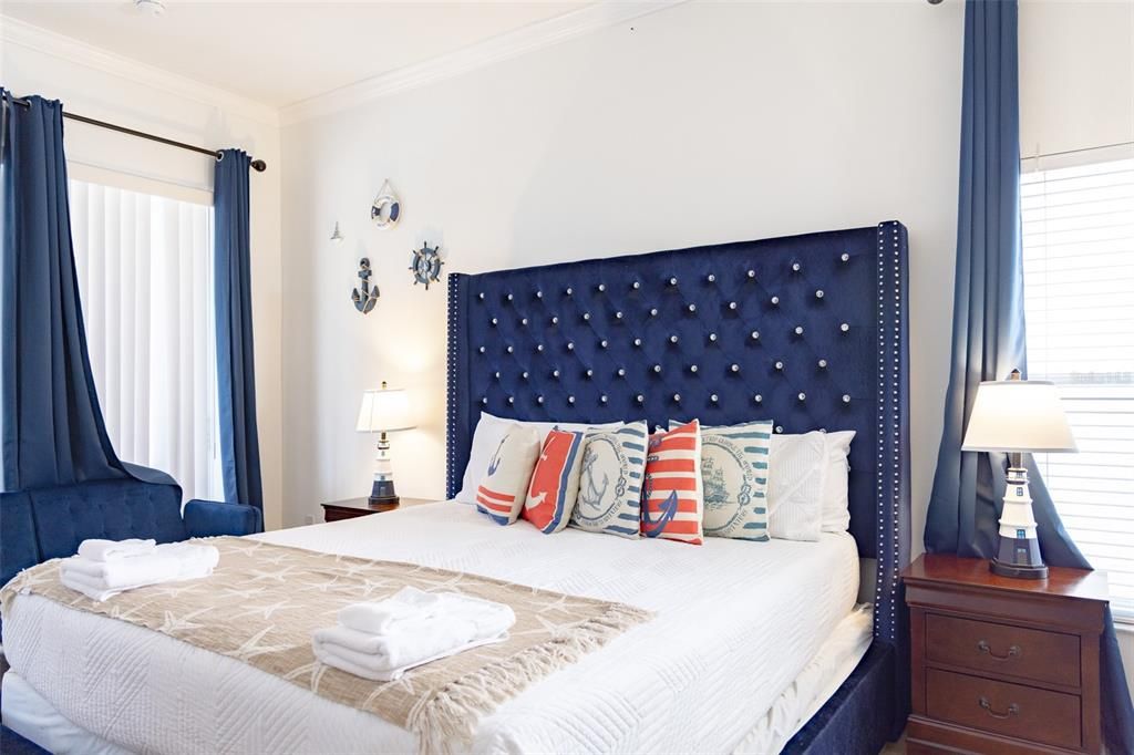 For Rent: $4,100 (7 beds, 4 baths, 3224 Square Feet)