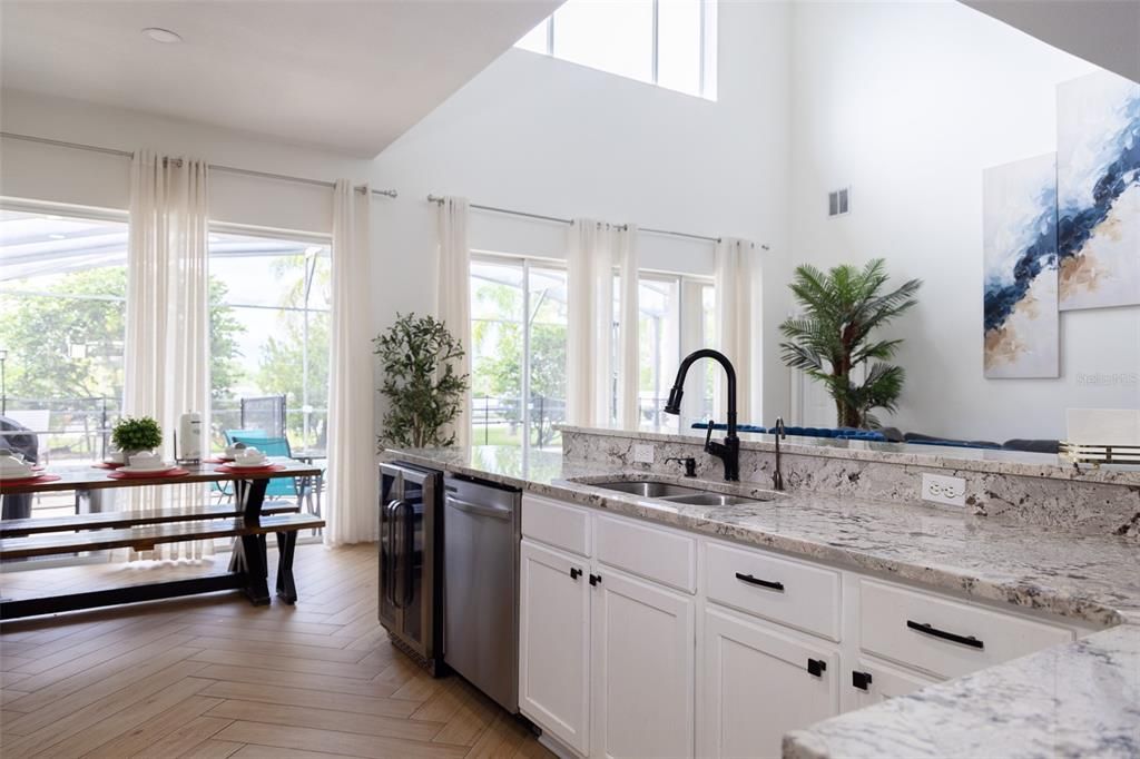 For Rent: $4,100 (7 beds, 4 baths, 3224 Square Feet)