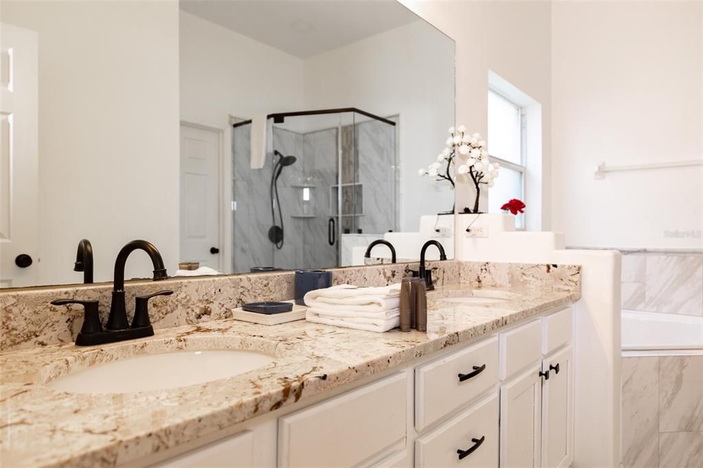 For Rent: $4,100 (7 beds, 4 baths, 3224 Square Feet)