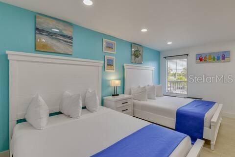 For Sale: $84,800 (1 beds, 1 baths, 348 Square Feet)