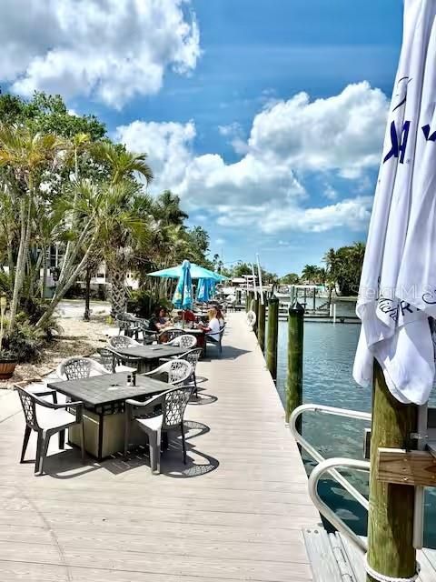 For Sale: $84,800 (1 beds, 1 baths, 348 Square Feet)