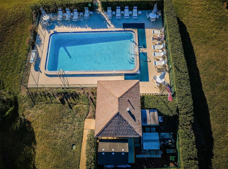 На продажу: $210,000 (2 спален, 2 ванн, 1094 Квадратных фут)
