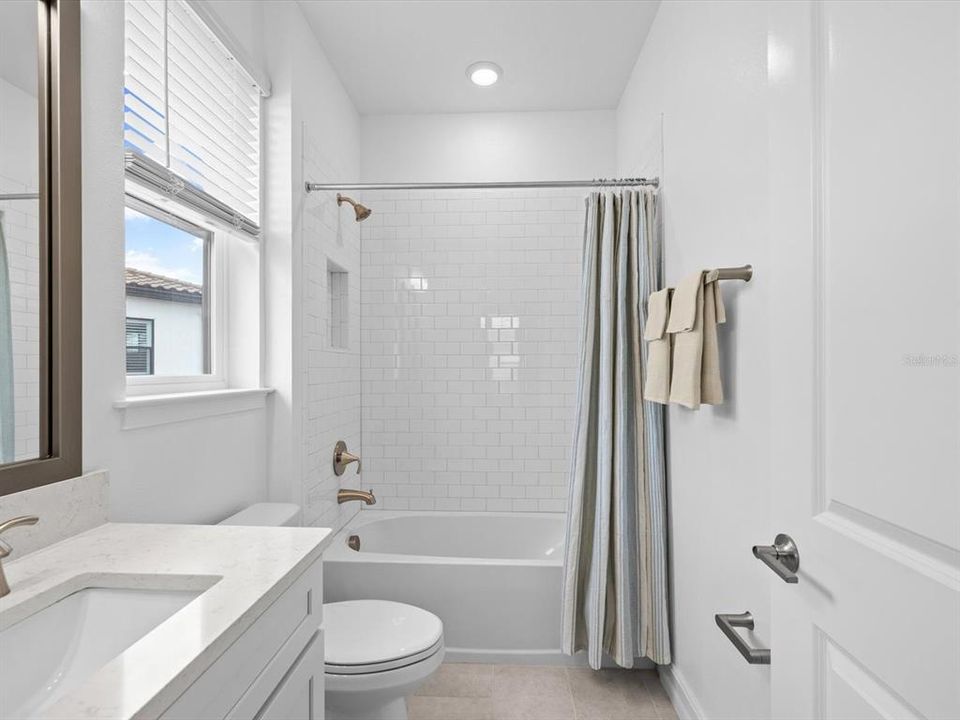 Active With Contract: $1,280,000 (5 beds, 5 baths, 4643 Square Feet)