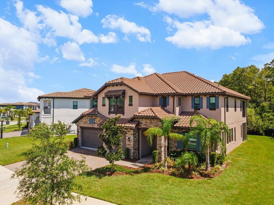 Active With Contract: $1,280,000 (5 beds, 5 baths, 4643 Square Feet)