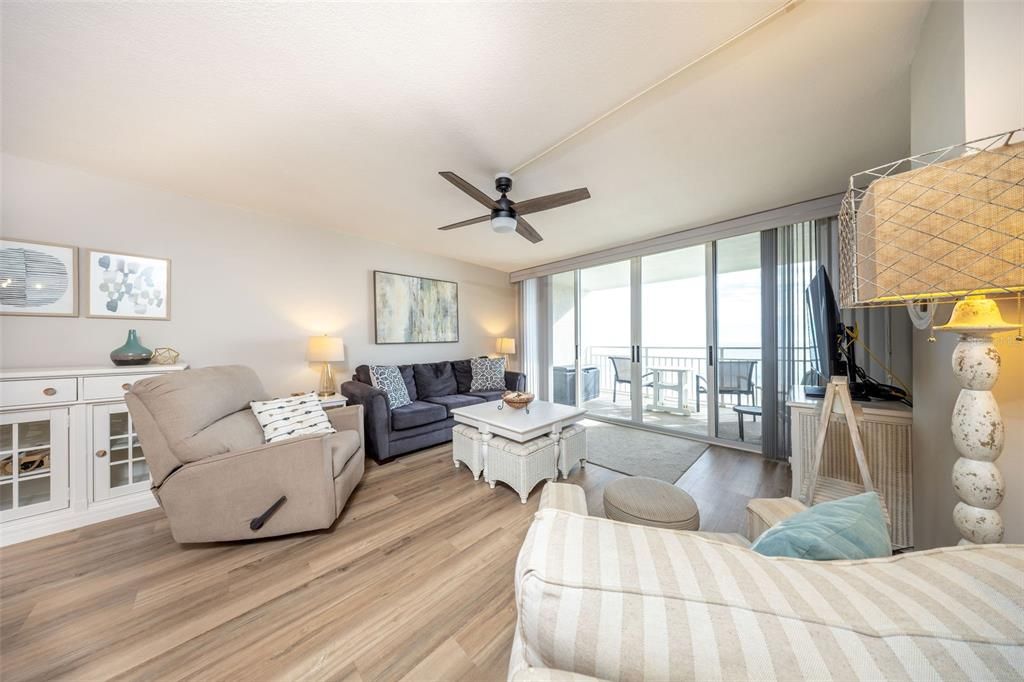 En Venta: $495,000 (2 camas, 2 baños, 1200 Pies cuadrados)
