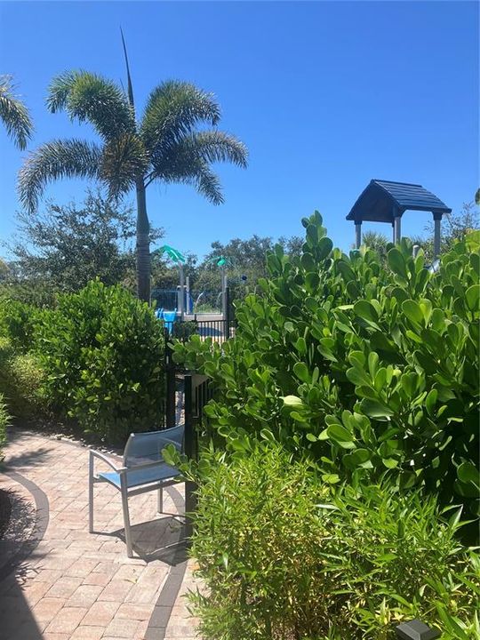 For Rent: $2,650 (3 beds, 2 baths, 1682 Square Feet)