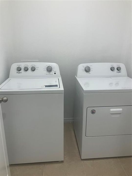 For Rent: $2,650 (3 beds, 2 baths, 1682 Square Feet)