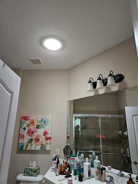 На продажу: $225,000 (2 спален, 2 ванн, 1188 Квадратных фут)