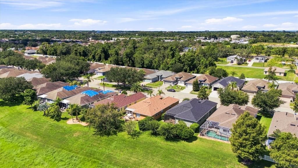En Venta: $334,995 (3 camas, 2 baños, 1979 Pies cuadrados)