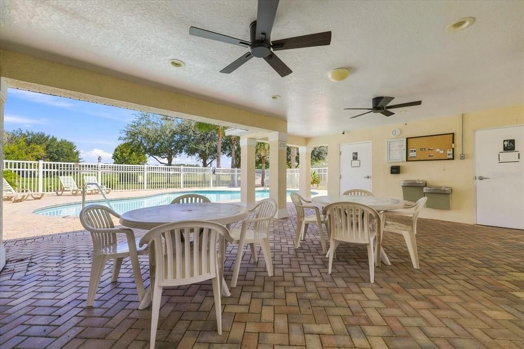 En Venta: $334,995 (3 camas, 2 baños, 1979 Pies cuadrados)