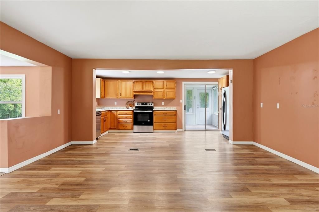 En Venta: $264,900 (3 camas, 2 baños, 1556 Pies cuadrados)