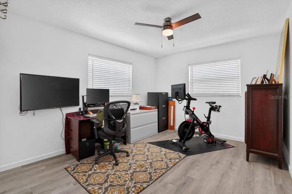 Active With Contract: $545,000 (3 beds, 2 baths, 1592 Square Feet)