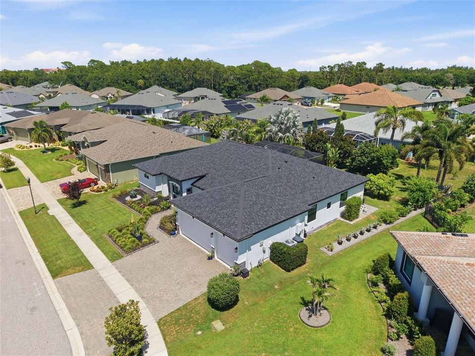 Activo con contrato: $670,000 (4 camas, 3 baños, 2530 Pies cuadrados)