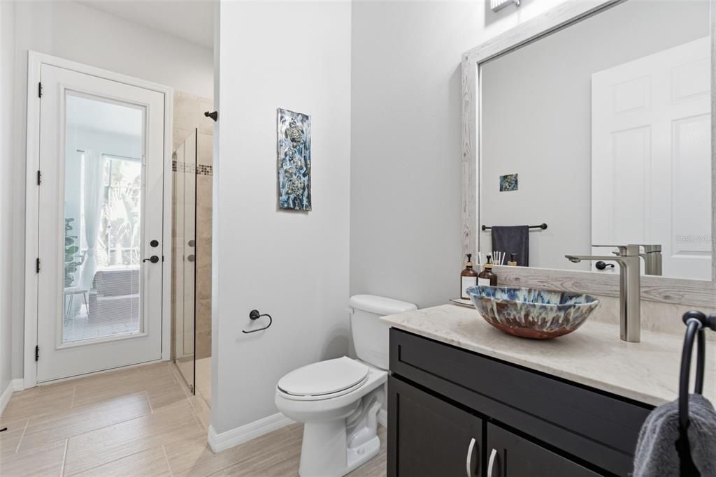 Activo con contrato: $670,000 (4 camas, 3 baños, 2530 Pies cuadrados)