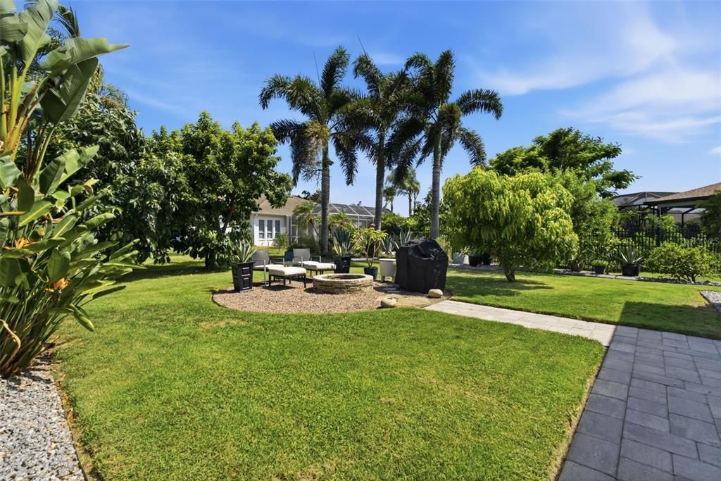 Activo con contrato: $670,000 (4 camas, 3 baños, 2530 Pies cuadrados)