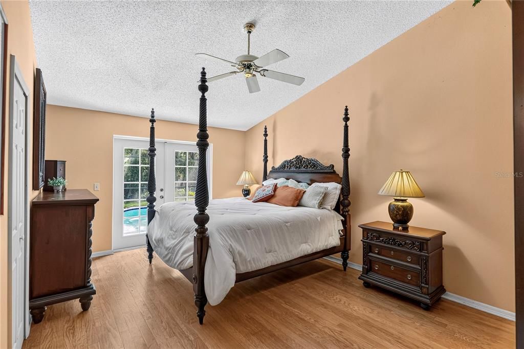 For Sale: $535,000 (4 beds, 3 baths, 2272 Square Feet)