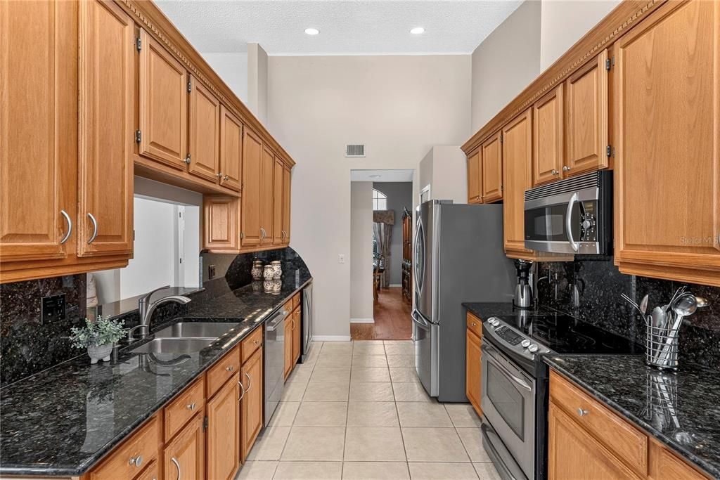 For Sale: $535,000 (4 beds, 3 baths, 2272 Square Feet)
