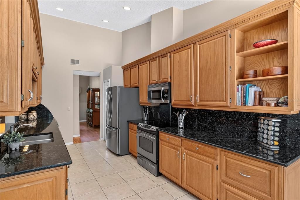 For Sale: $535,000 (4 beds, 3 baths, 2272 Square Feet)