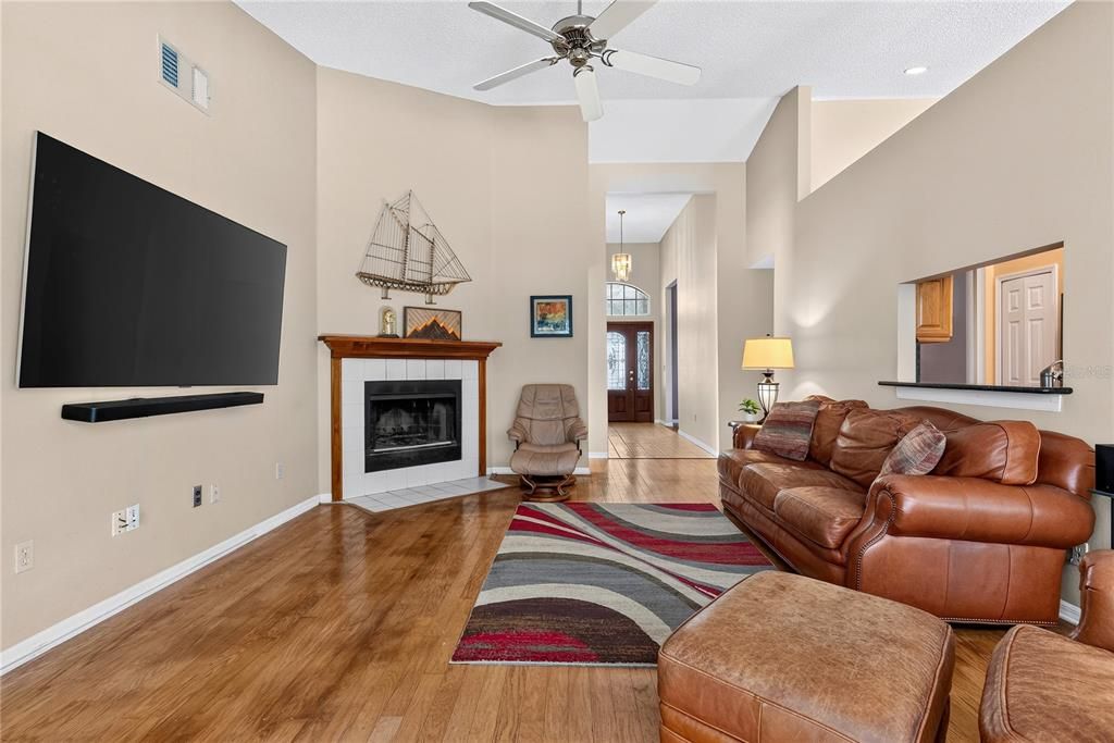 For Sale: $535,000 (4 beds, 3 baths, 2272 Square Feet)