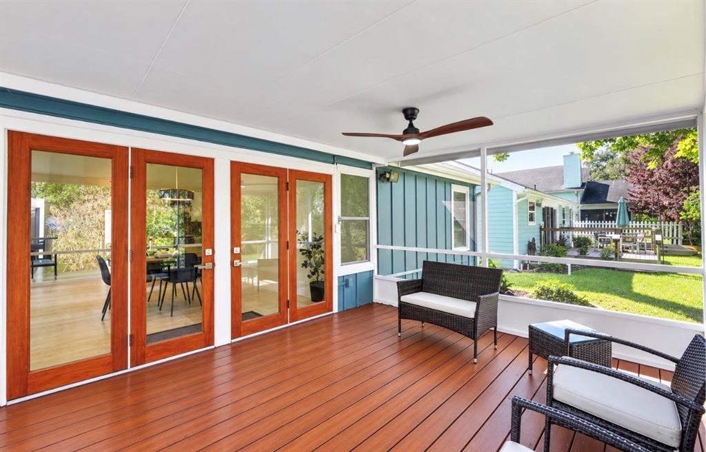 For Sale: $399,000 (3 beds, 2 baths, 1456 Square Feet)