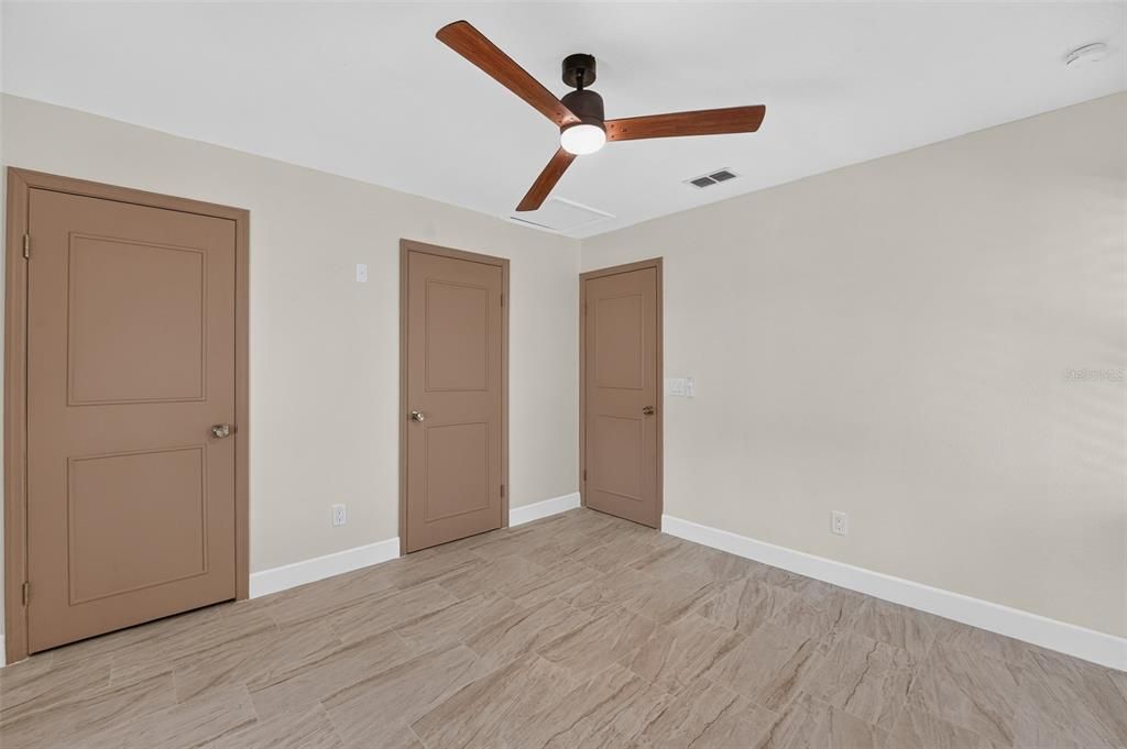 For Sale: $399,000 (3 beds, 2 baths, 1456 Square Feet)