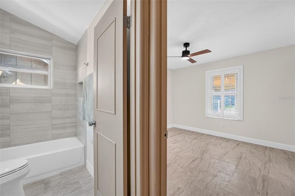 For Sale: $399,000 (3 beds, 2 baths, 1456 Square Feet)