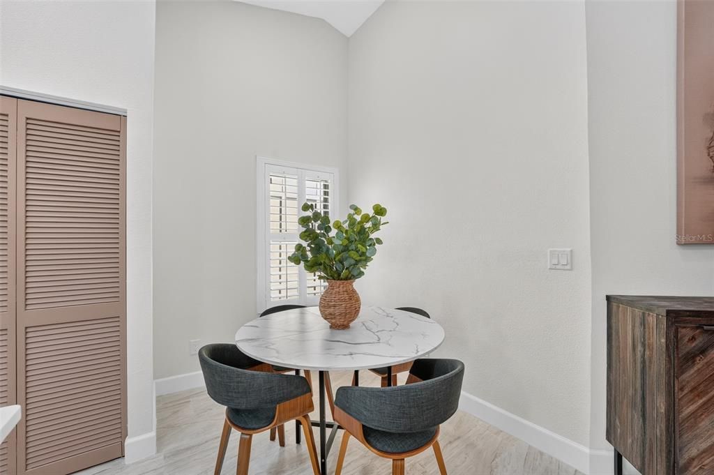 For Sale: $399,000 (3 beds, 2 baths, 1456 Square Feet)