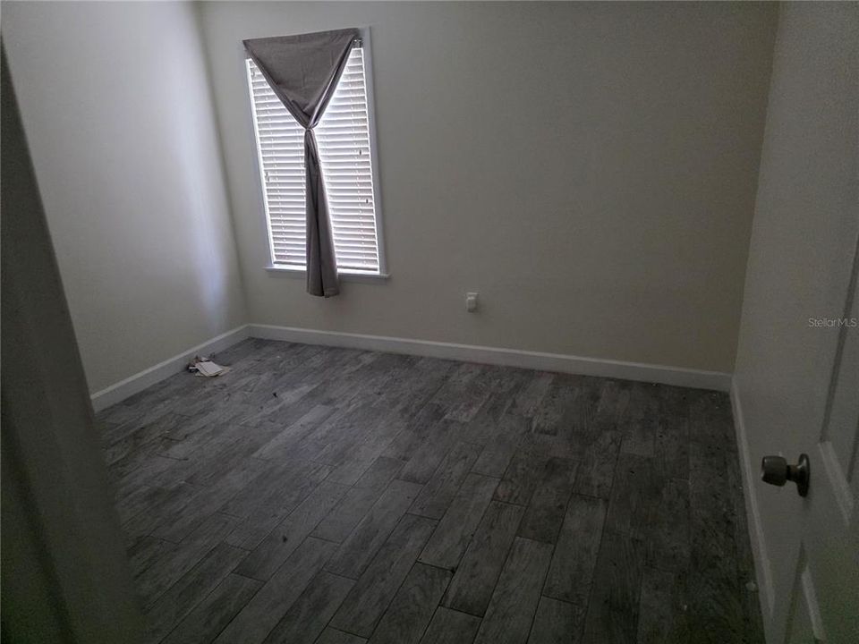 For Sale: $130,000 (2 beds, 2 baths, 1139 Square Feet)